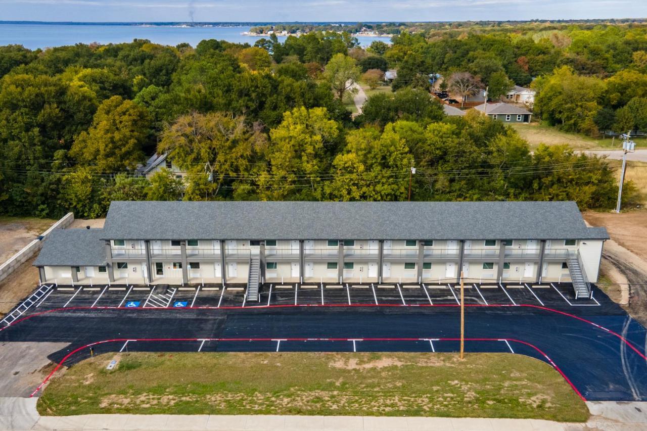 Extended Stay Gun Barrel City Exterior photo